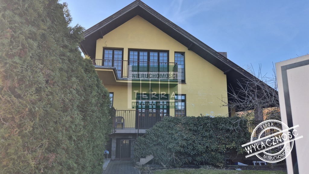 ŚWIATNA LOKALIZACJA W ŻARACH (16)