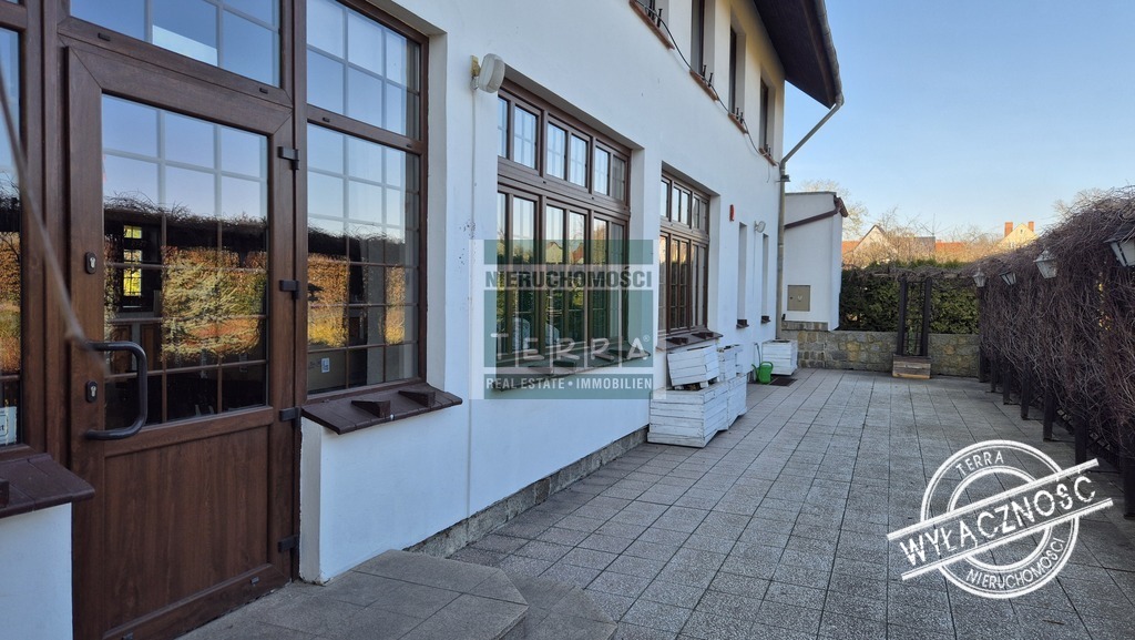 ŚWIATNA LOKALIZACJA W ŻARACH (4)