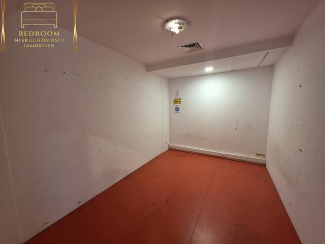 Lokal na promenadzie w Świnoujściu pod usługi lub gastronomię VAT 23% (11)