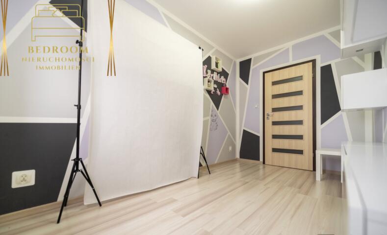 Piękne 2 pokojowe mieszkanie na osiedlu Zachodnim z balkonem (8)