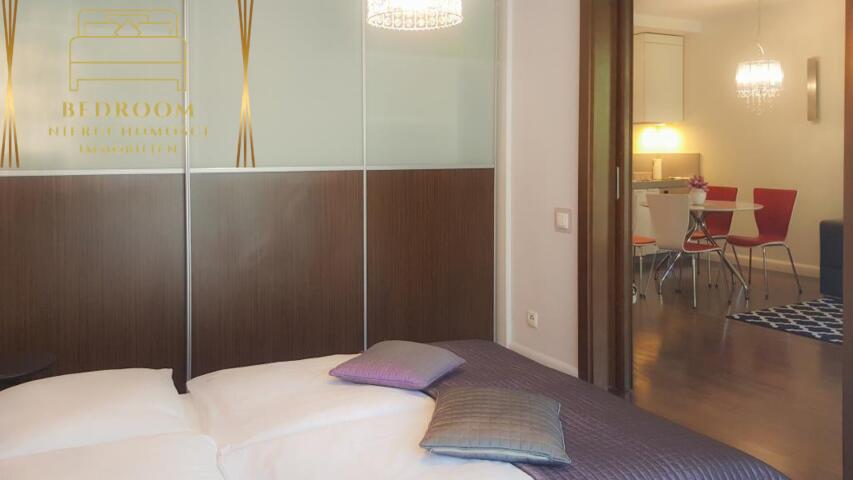 Apartament przy lesie - 300m do plaży na sprzedaż - 2 pokoje + garaż (10)