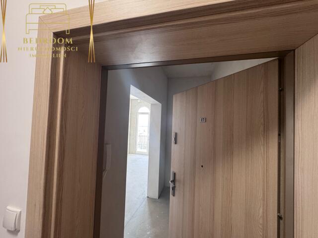 Apartament z widokiem na port w odrestaurowanej kamienicy - CENTRALA (7)