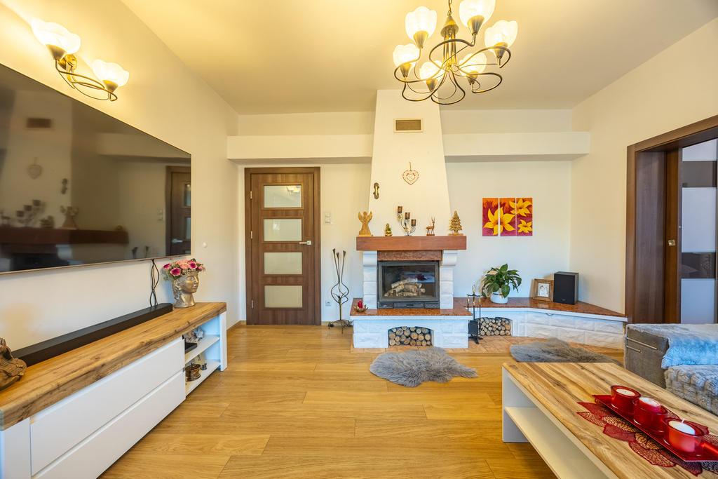 Atrakcyjny dom dwurodzinny w Trzeszczynie k. Polic (18)