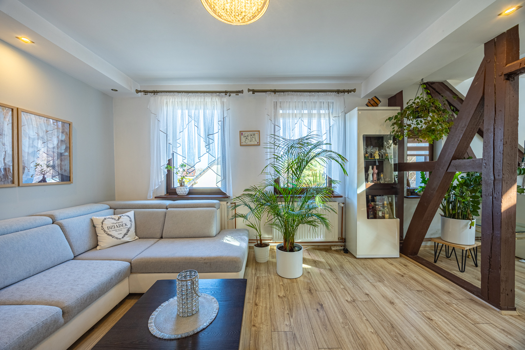 Atrakcyjny dom dwurodzinny w Trzeszczynie k. Polic (9)