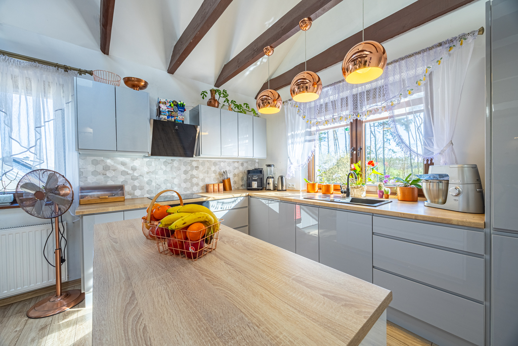 Atrakcyjny dom dwurodzinny w Trzeszczynie k. Polic (5)