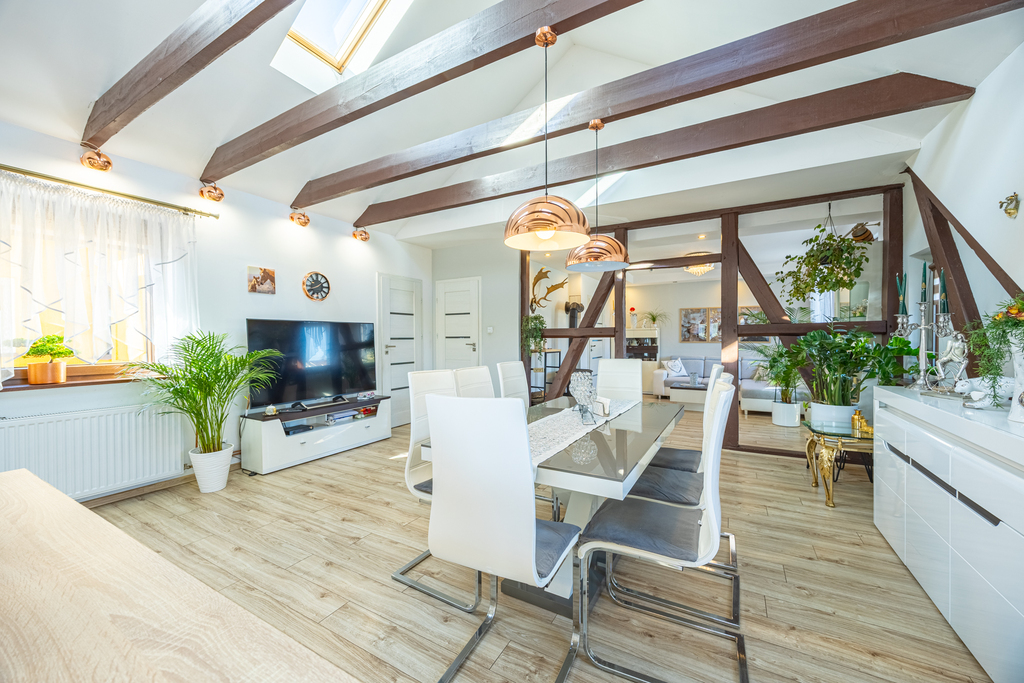 Atrakcyjny dom dwurodzinny w Trzeszczynie k. Polic (6)