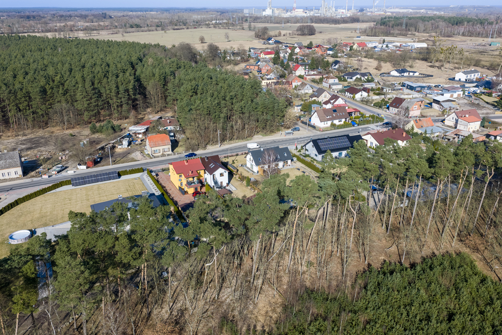 Atrakcyjny dom dwurodzinny w Trzeszczynie k. Polic (12)