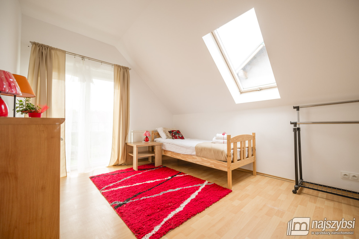 Bartoszewo- atrakcyjny dom w pobliżu jeziora (12)