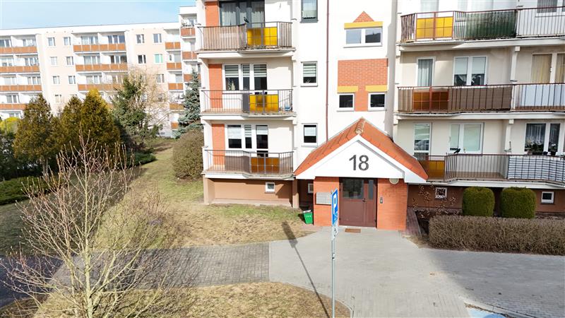 Spółdz. wł. piętro:0/4 loggia 3pok Spasowskiego (1)