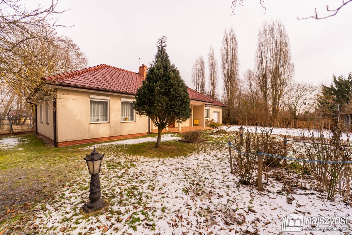 Szczecin - Bukowo:  dom parterowy z potencjałem  (32)