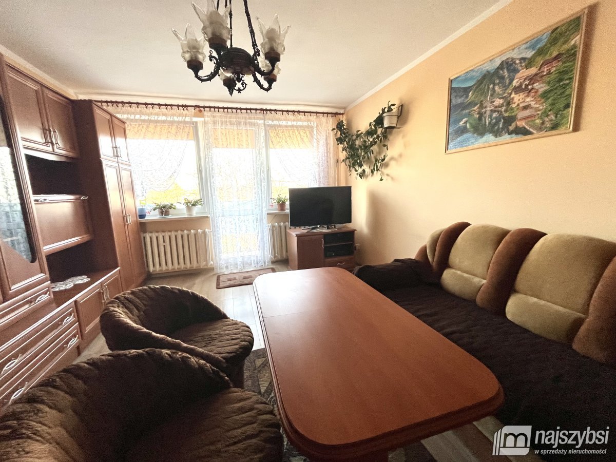 Łobez - Przestronne 4 pokoje z balkonem (5)