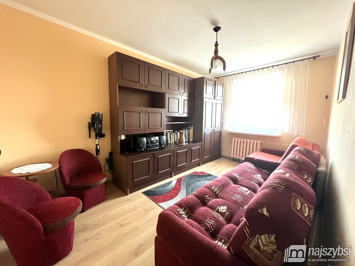 Łobez - Przestronne 4 pokoje z balkonem (9)