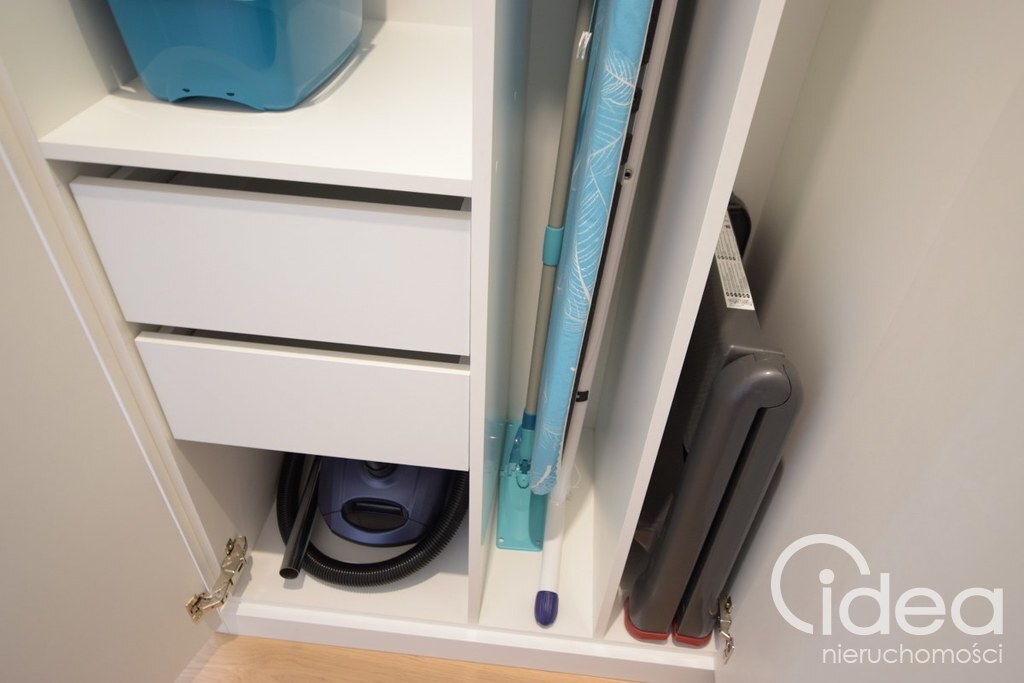 Apartament  z miejscem postojowym, taras. (13)