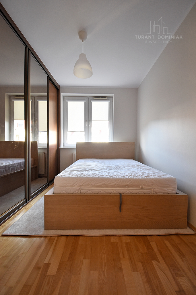 Słoneczne trzypokojowe mieszkanie z balkonem (5)