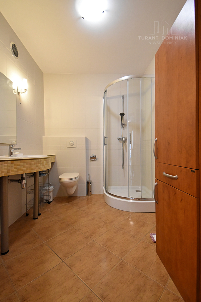 Słoneczne trzypokojowe mieszkanie z balkonem (7)