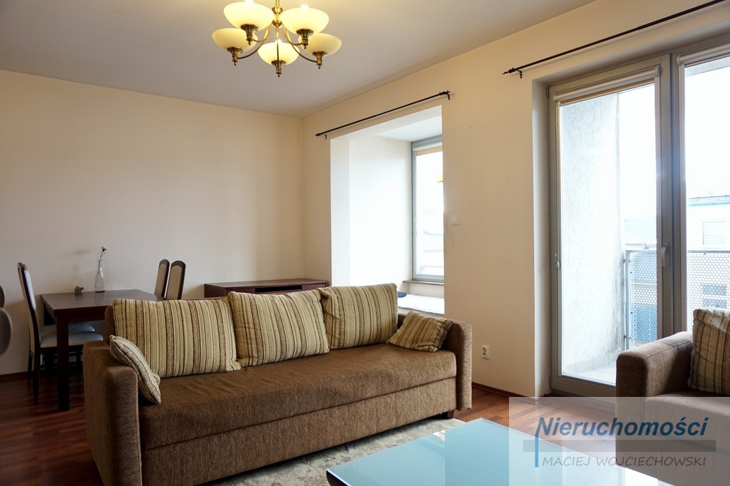 Kawalerka, balkon, ścisłe centrum (1)