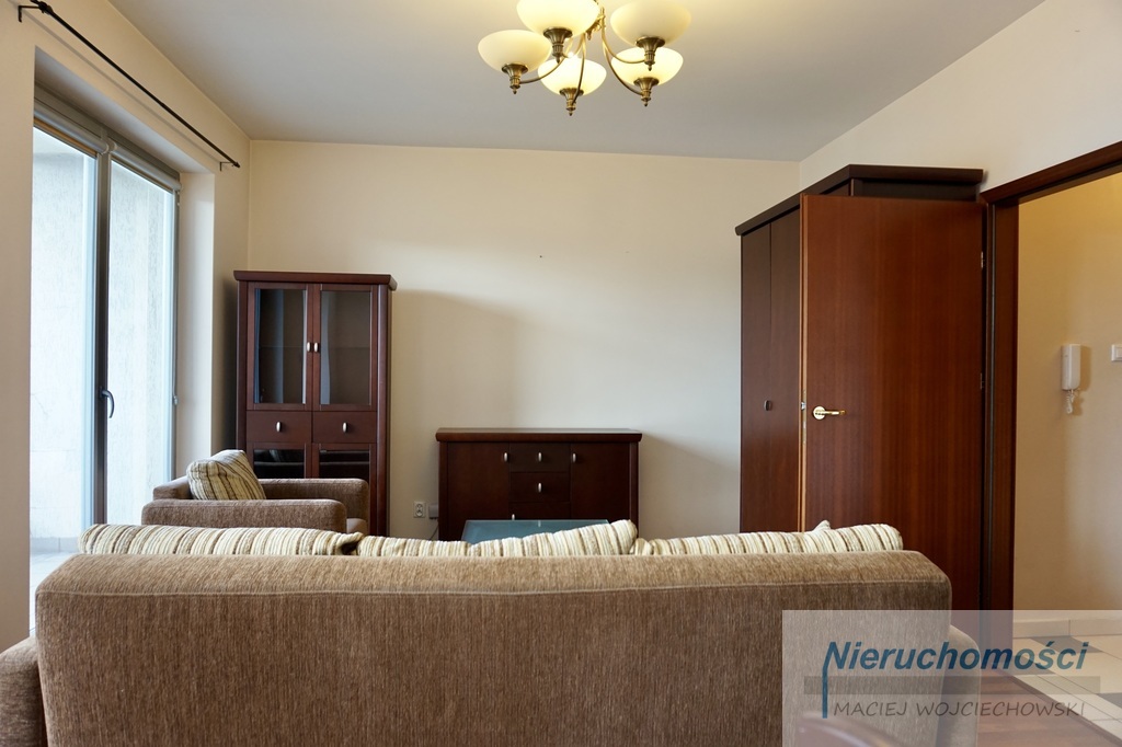 Kawalerka, balkon, ścisłe centrum (4)