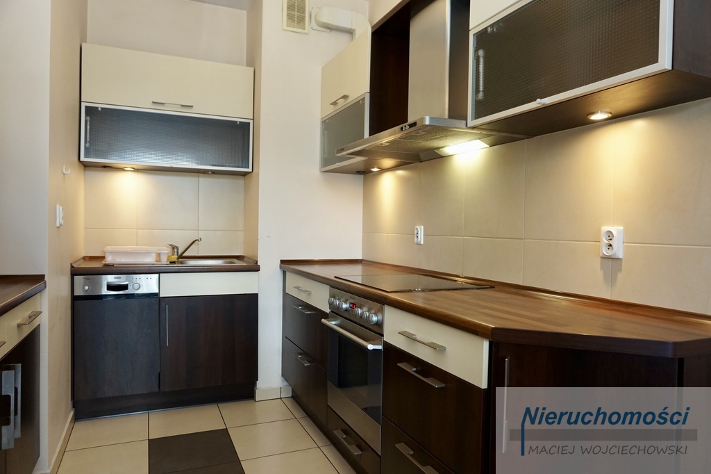 Kawalerka, balkon, ścisłe centrum (5)