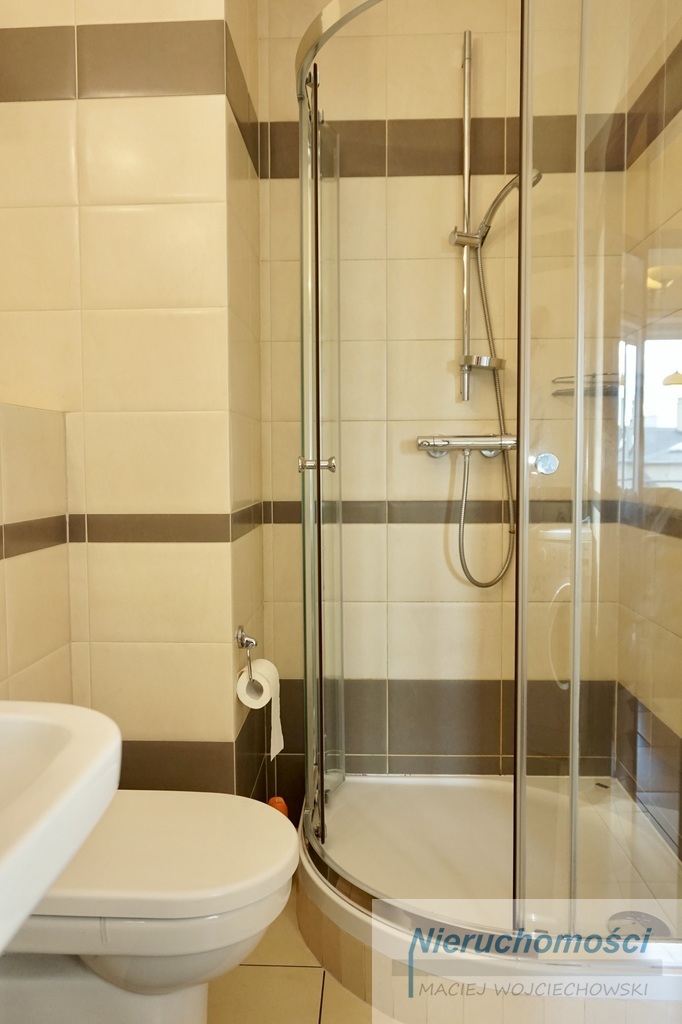 Kawalerka, balkon, ścisłe centrum (8)