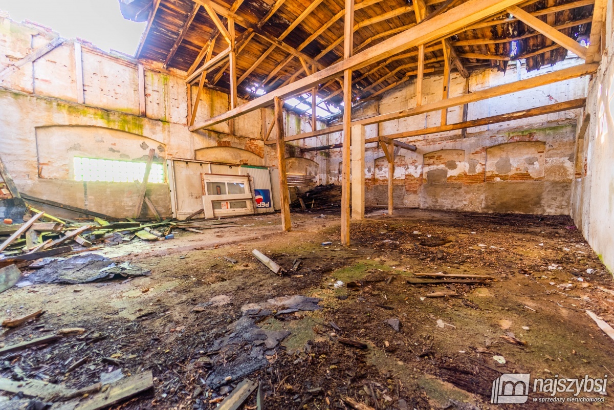 Wolin- działka zabudowana budynkiem gospodarczym (10)