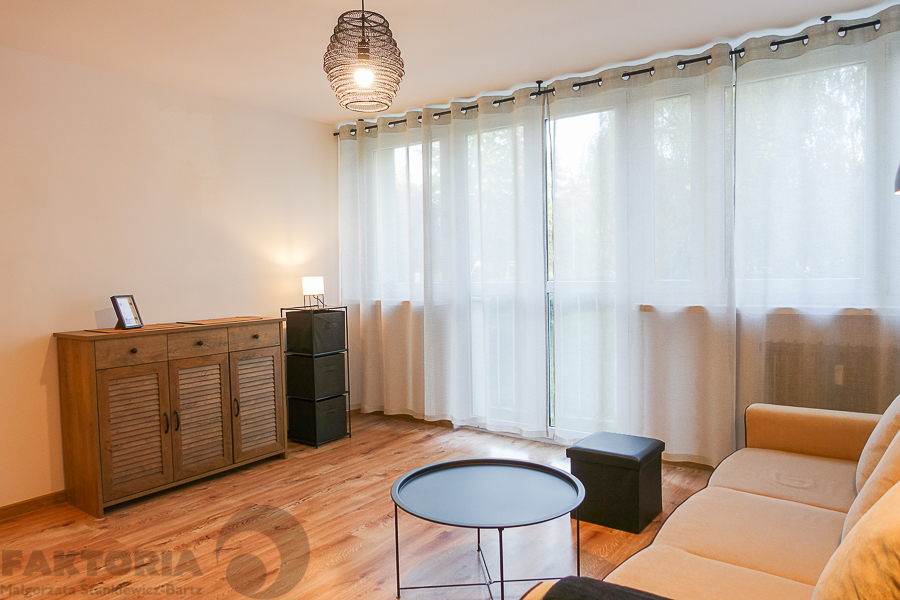 Kawalerka 29 m2 d. standard do wynajęcia 1800+345 (8)