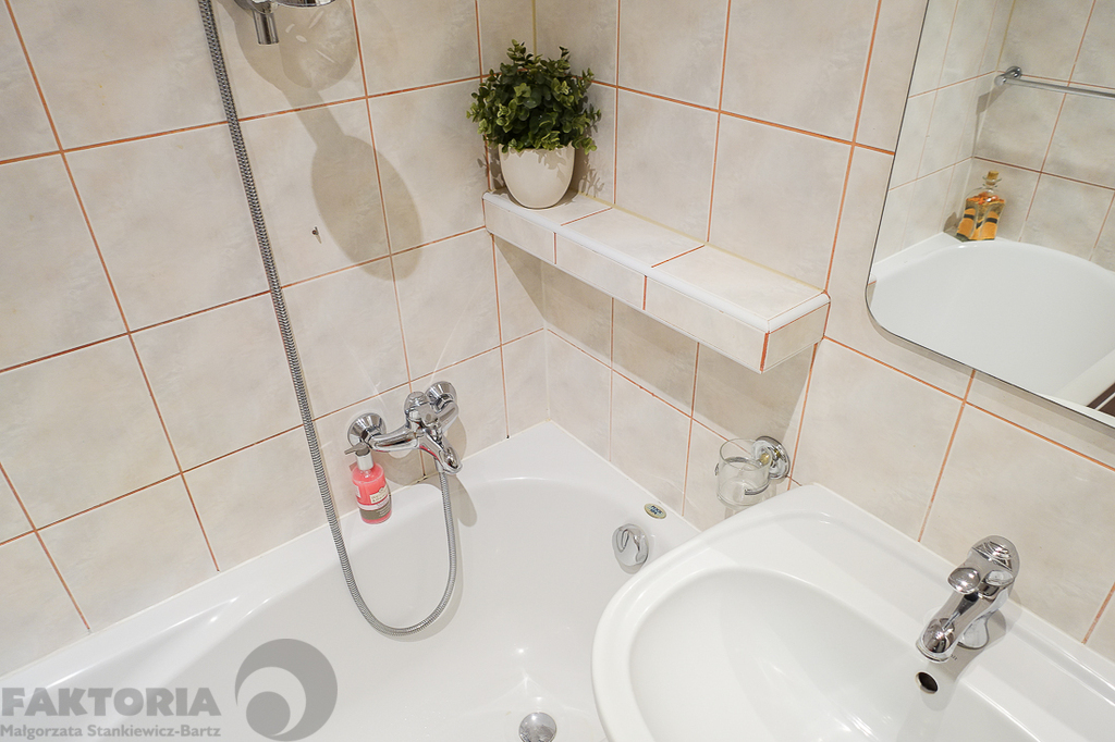 Arkońskie, 4 pokoje, balkon I p. 680.000 zł (16)