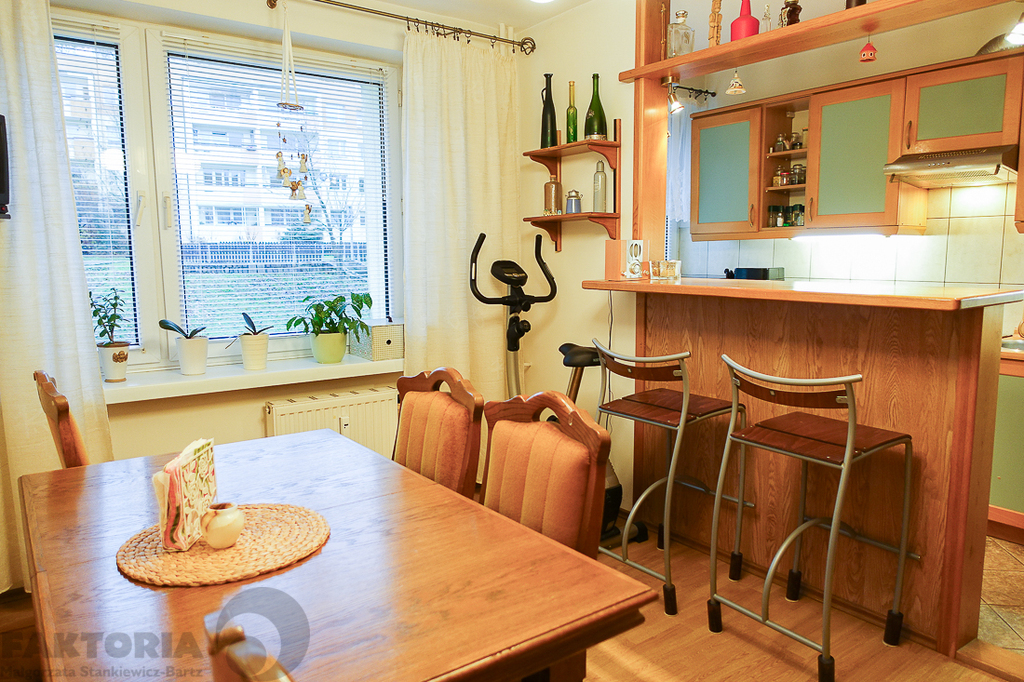 Arkońskie, 4 pokoje, balkon I p. 680.000 zł (23)