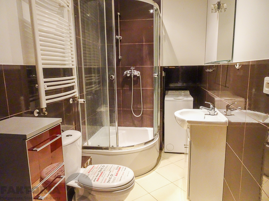 2 pokoje 49,26 m2, stan dobry, IV p 370000 (12)