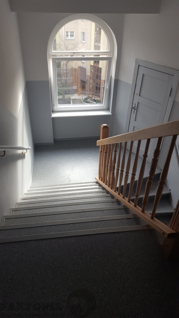 2 pokoje 49,26 m2, stan dobry, IV p 370000 (15)