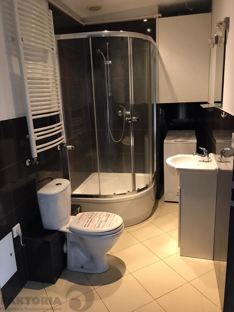 2 pokoje 49,26 m2, stan dobry, IV p 370000 (25)