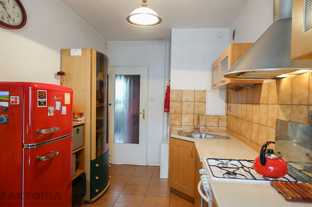 Pomorzany 2 pokoje 49,95 m2, III p. 2002 r. balkon (26)