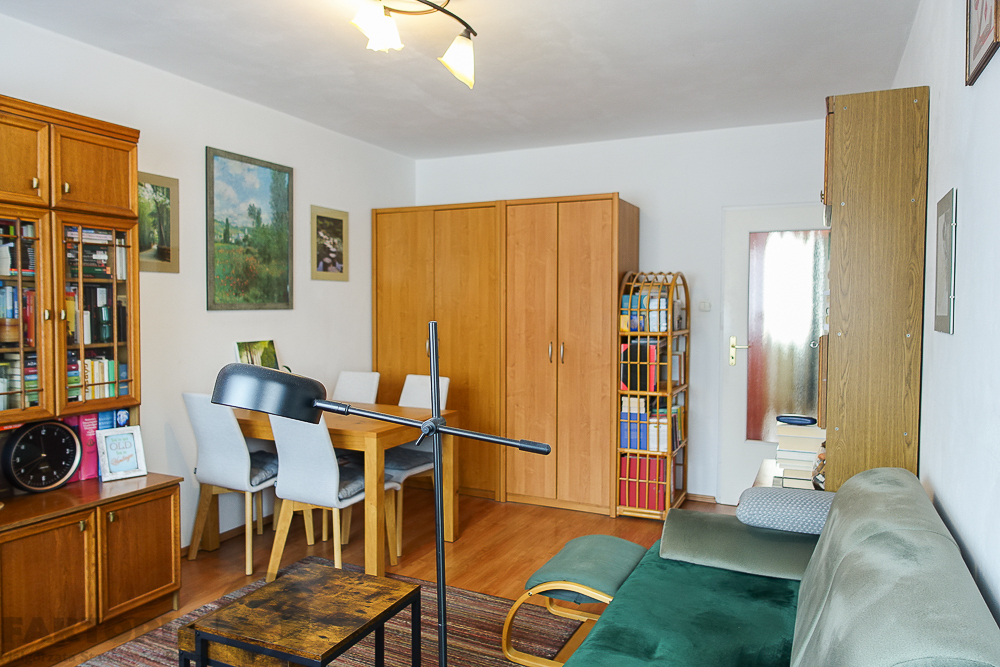 Pomorzany 2 pokoje 49,95 m2, III p. 2002 r. balkon (3)