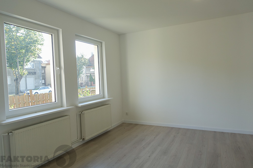 Parter domu po remoncie 101 m2+ogród+garaż 700tys. (9)