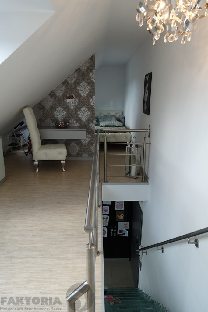 Tęczowe Ogrody, 2 poziomy, 2 pokoje 570 tys. (20)