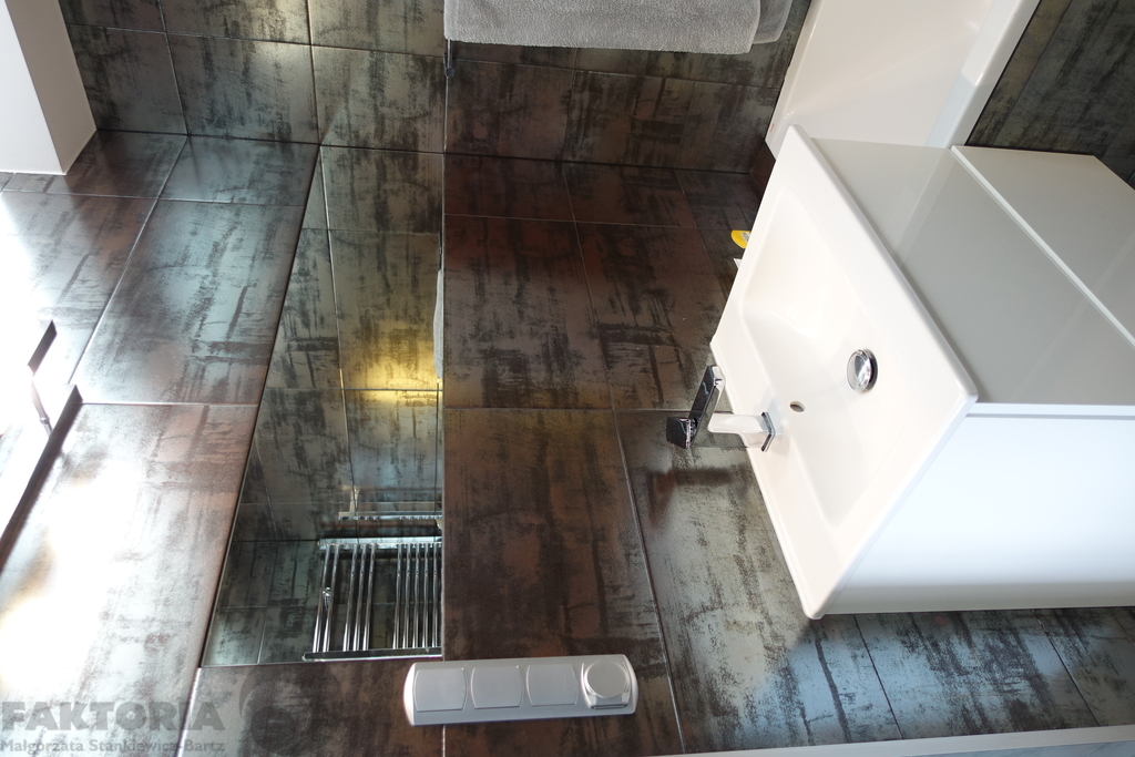 Tęczowe Ogrody, 2 poziomy, 2 pokoje 570 tys. (26)