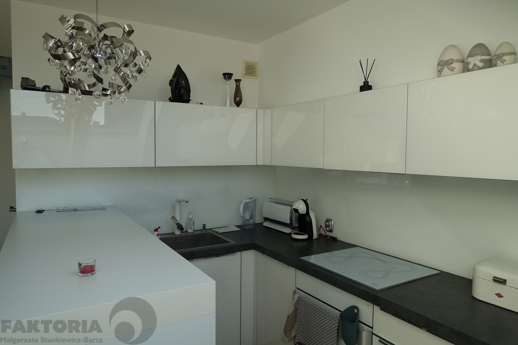 Tęczowe Ogrody, 2 poziomy, 2 pokoje 570 tys. (11)