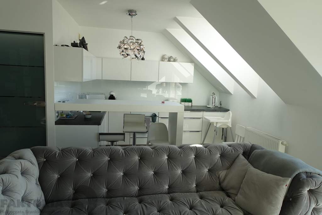 Tęczowe Ogrody, 2 poziomy, 2 pokoje 570 tys. (5)