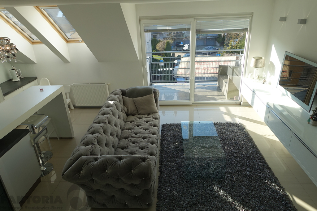 Tęczowe Ogrody, 2 poziomy, 2 pokoje 570 tys. (2)