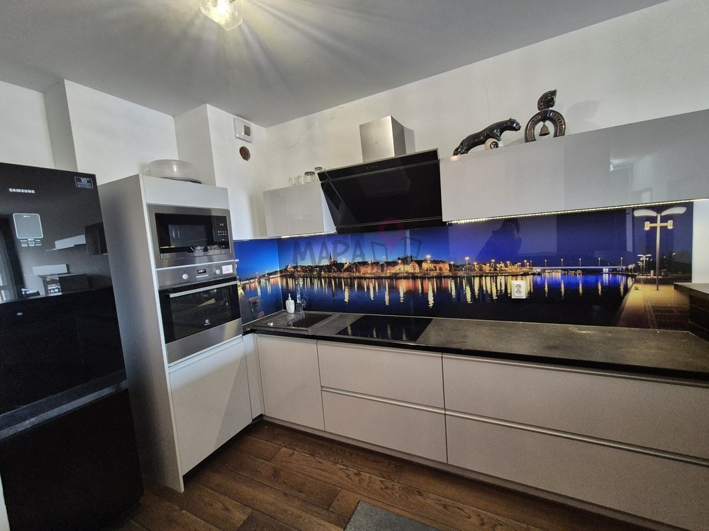 3 pokoje, balkon, 2013r., garaż zamykany W CENIE! (3)