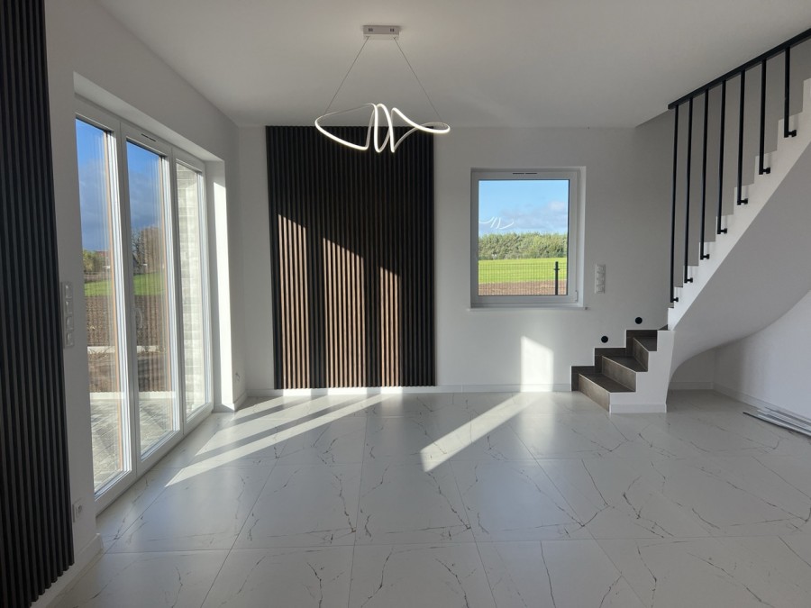 Piękny Wyjątkowy Nowy Dom W Grzędzicach (2)