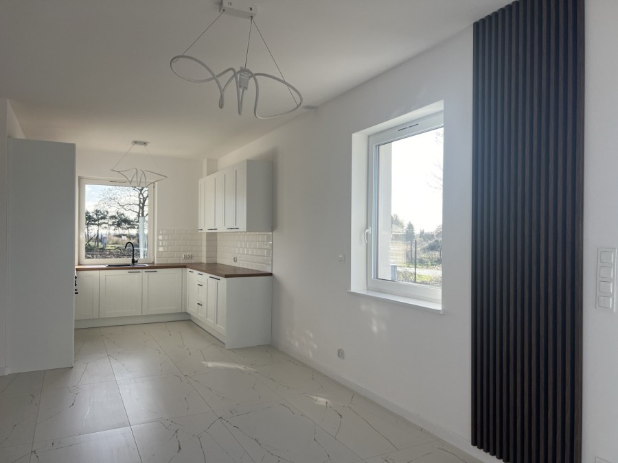 Piękny Wyjątkowy Nowy Dom W Grzędzicach (7)