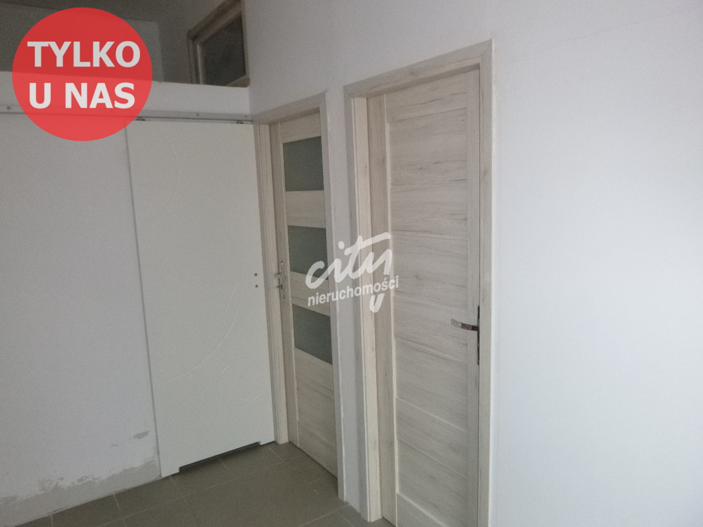 Lokal na sprzedaż  52 m2 Książąt Pom. (2)