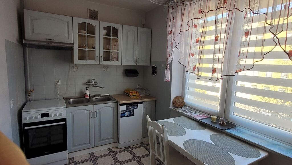 2 pokoje  w pobliżu Jasnych Błoni (5)