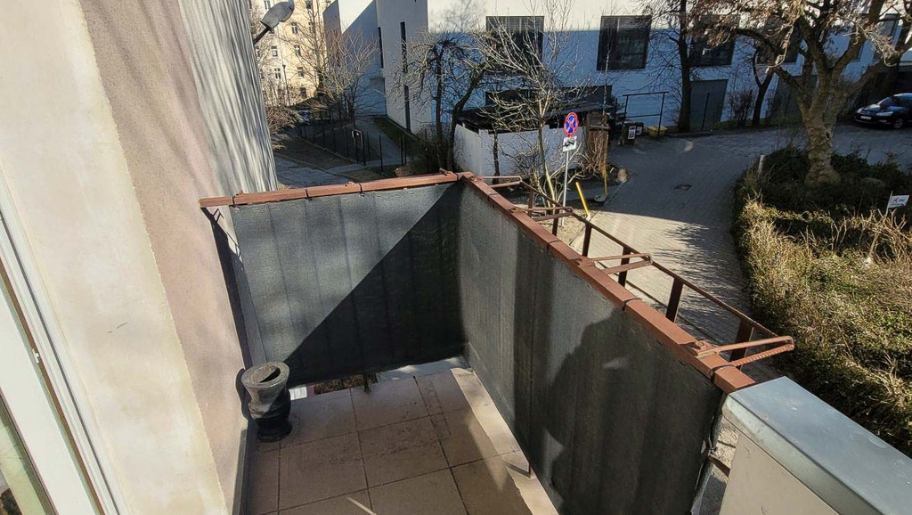 2 pokoje  w pobliżu Jasnych Błoni (4)