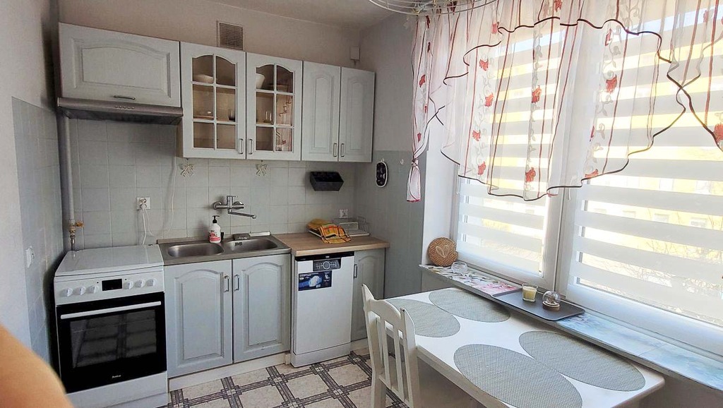 2 pokoje  w pobliżu Jasnych Błoni (6)