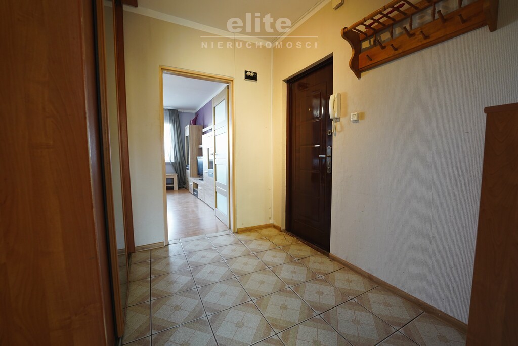 os. Reda, 2 pok. z balkonem, 49 m2. spół. wł. (4)