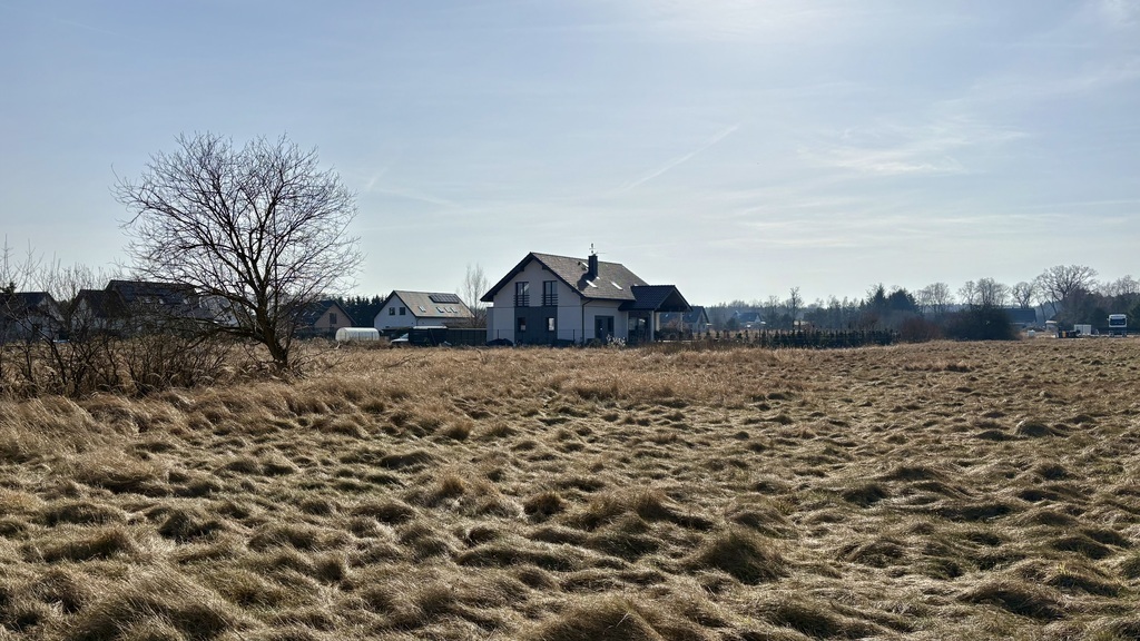 Działka narożna 1225 m2 - Niedźwiedź | Media (4)