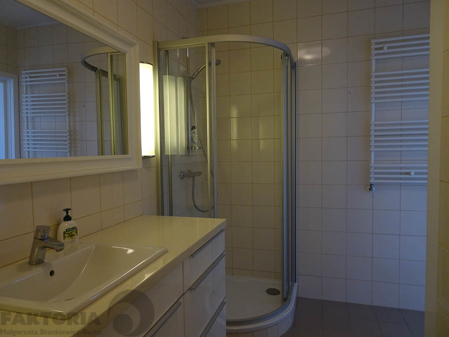 Centrum. Umebl. apartament 2pok. balkon 2600+340 (10)