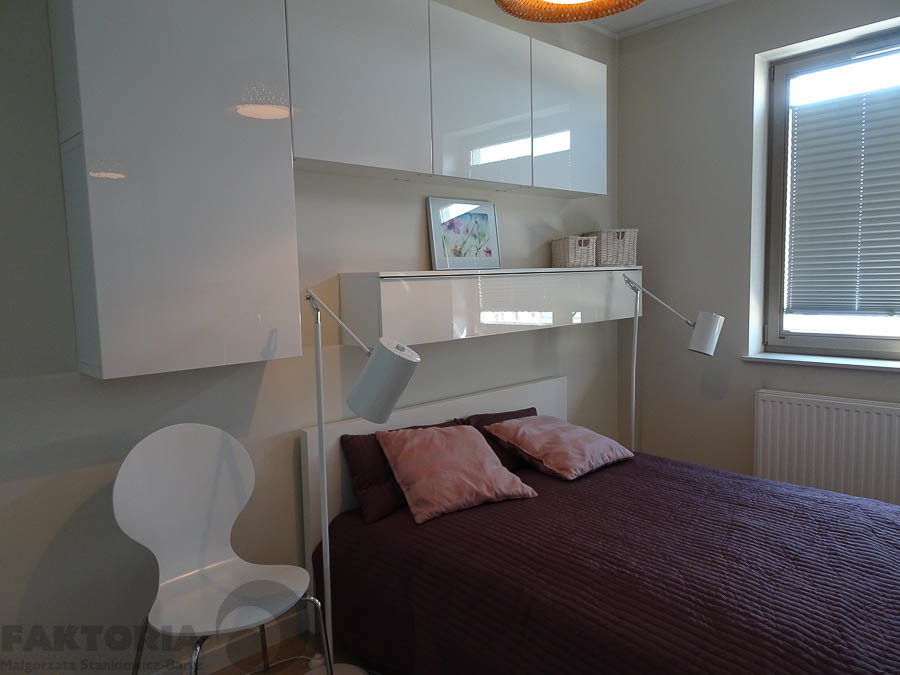 Centrum. Umebl. apartament 2pok. balkon 2600+340 (12)