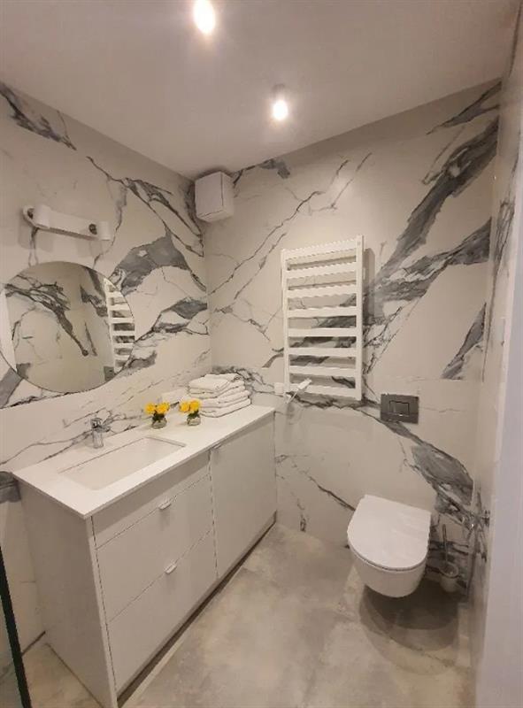 Apartament Premium z basenem na dachu - 350 m od m (9)